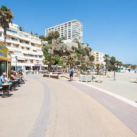 Malagasuite Front Beach & Parking